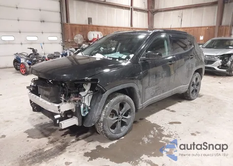 2019 Jeep Compass Altitude 4X4 z USA, uszkodzony, nr VIN 3C4NJDBB6KT768564